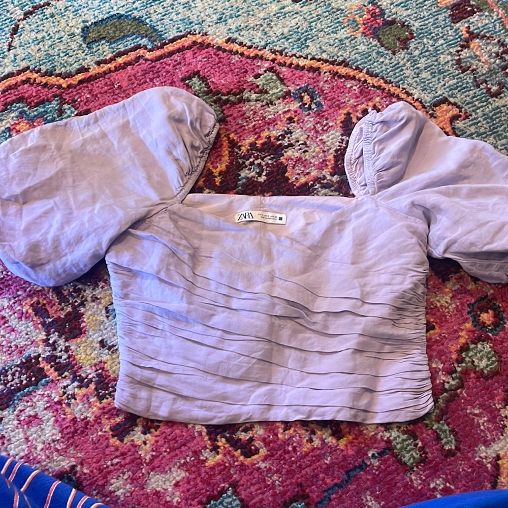 Zara puffy sleeve top